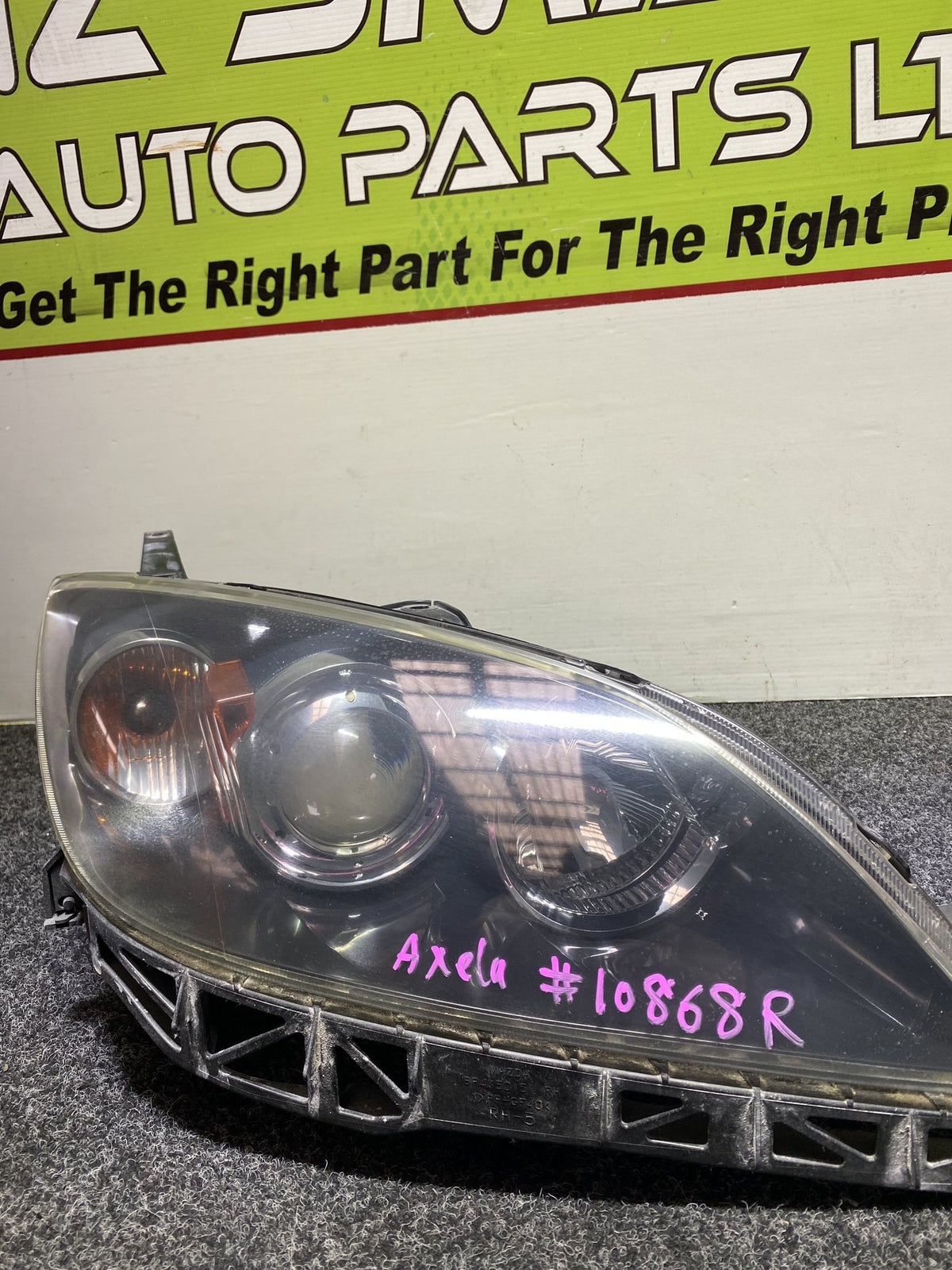 2004 Mazda Axela - Left Headlight Manual Adjust/ Non Hid/ Stanley P2951
