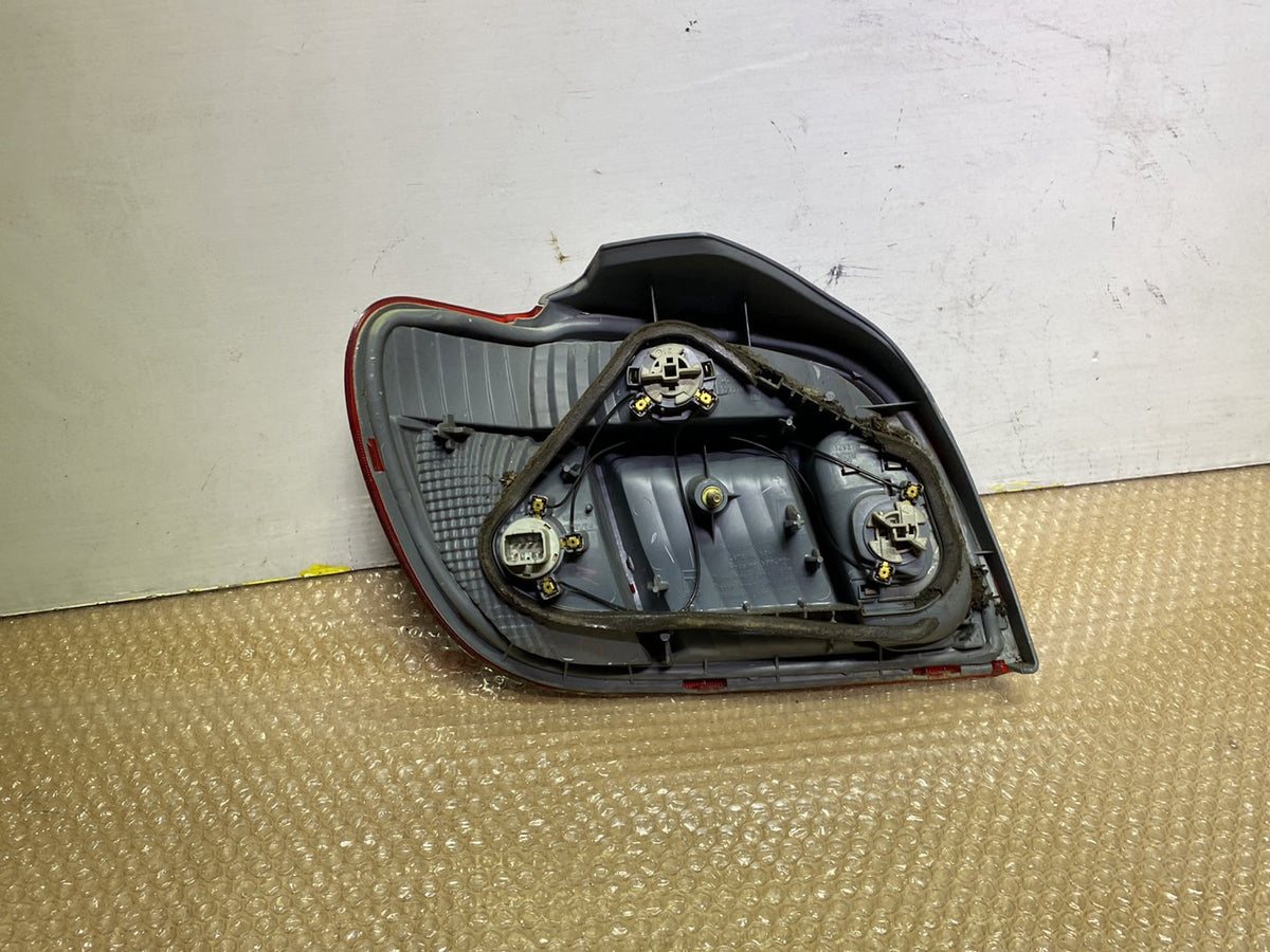 2002 Used Toyota Vitz - Right Taillight PN: 8155052130