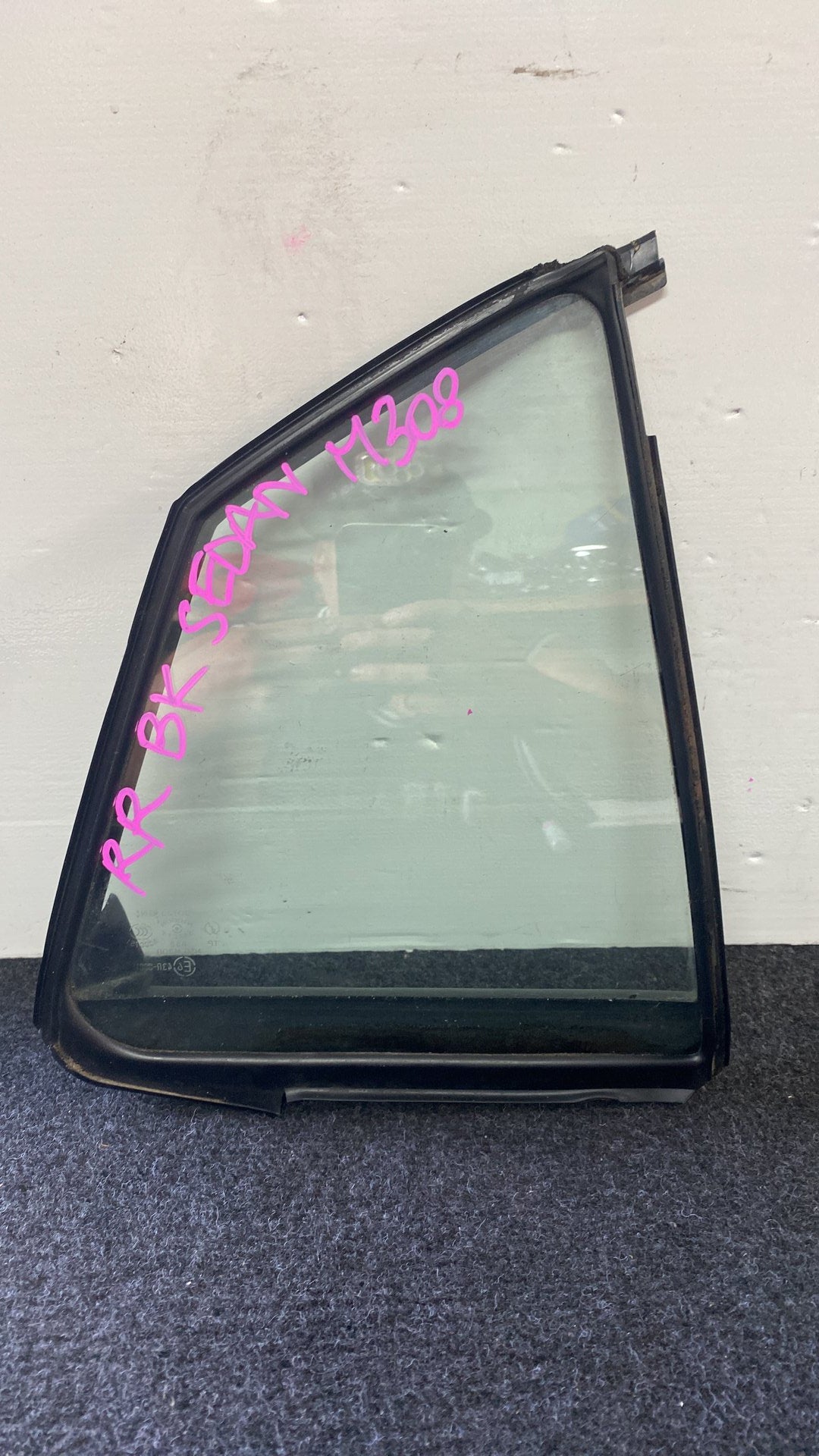 2006 Mazda Mazda3 - Right Rear Quarter Door Glass PN: M308 Sedan