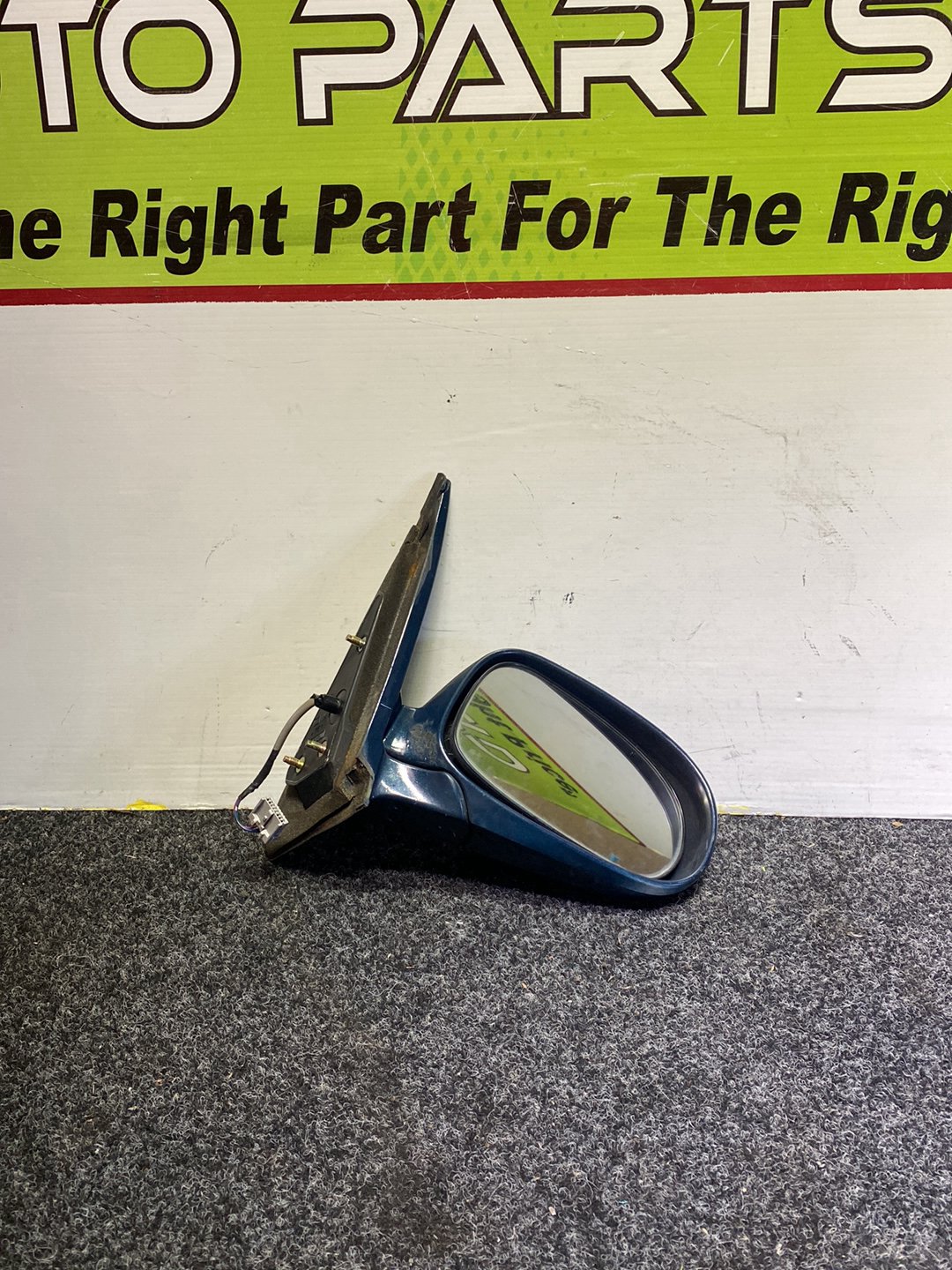 2002 Nissan Pulsar - Right Door Mirror PN: 3 wires
