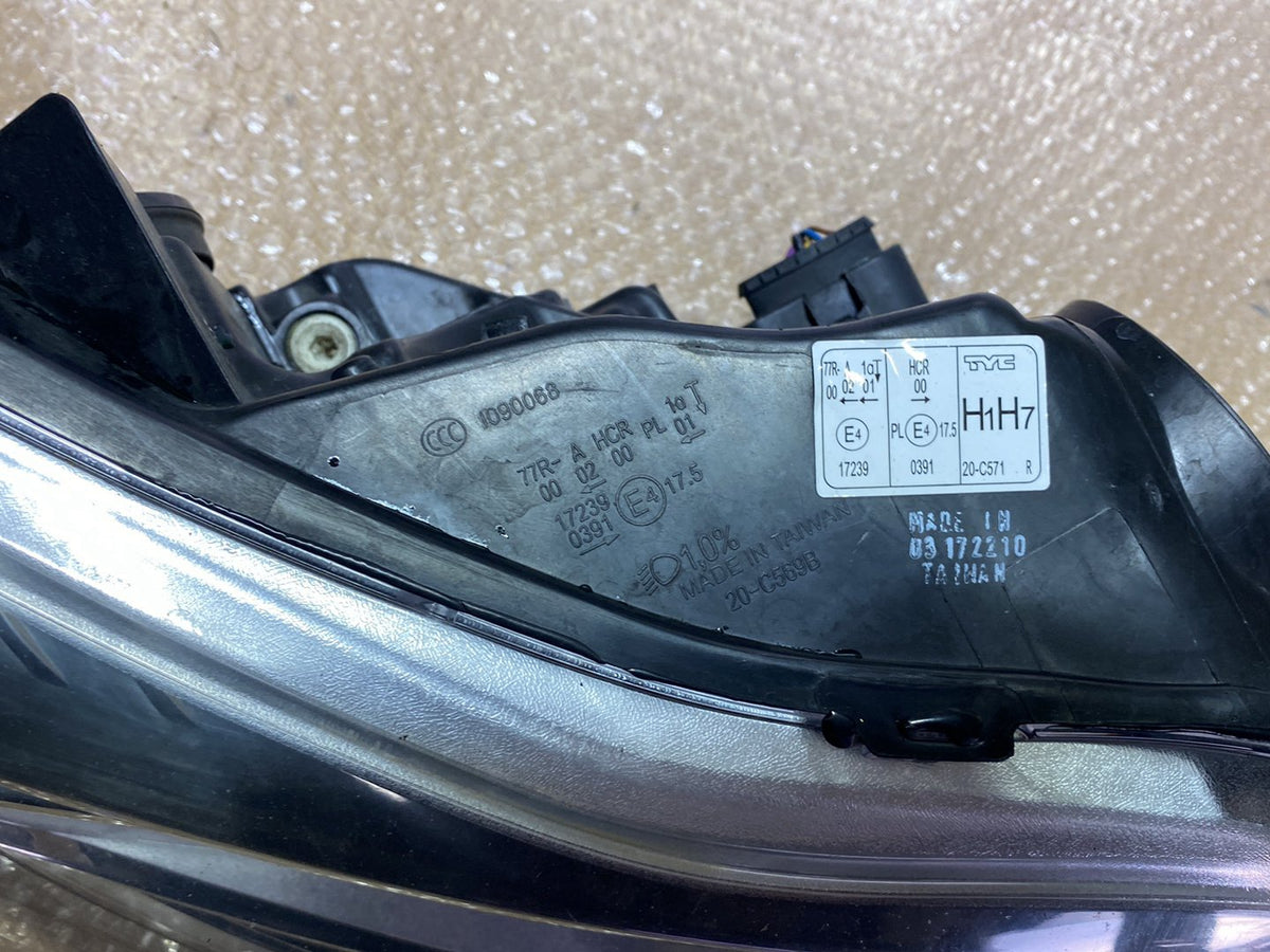 2013 Ford Focus - Right Headlight PN: see photos