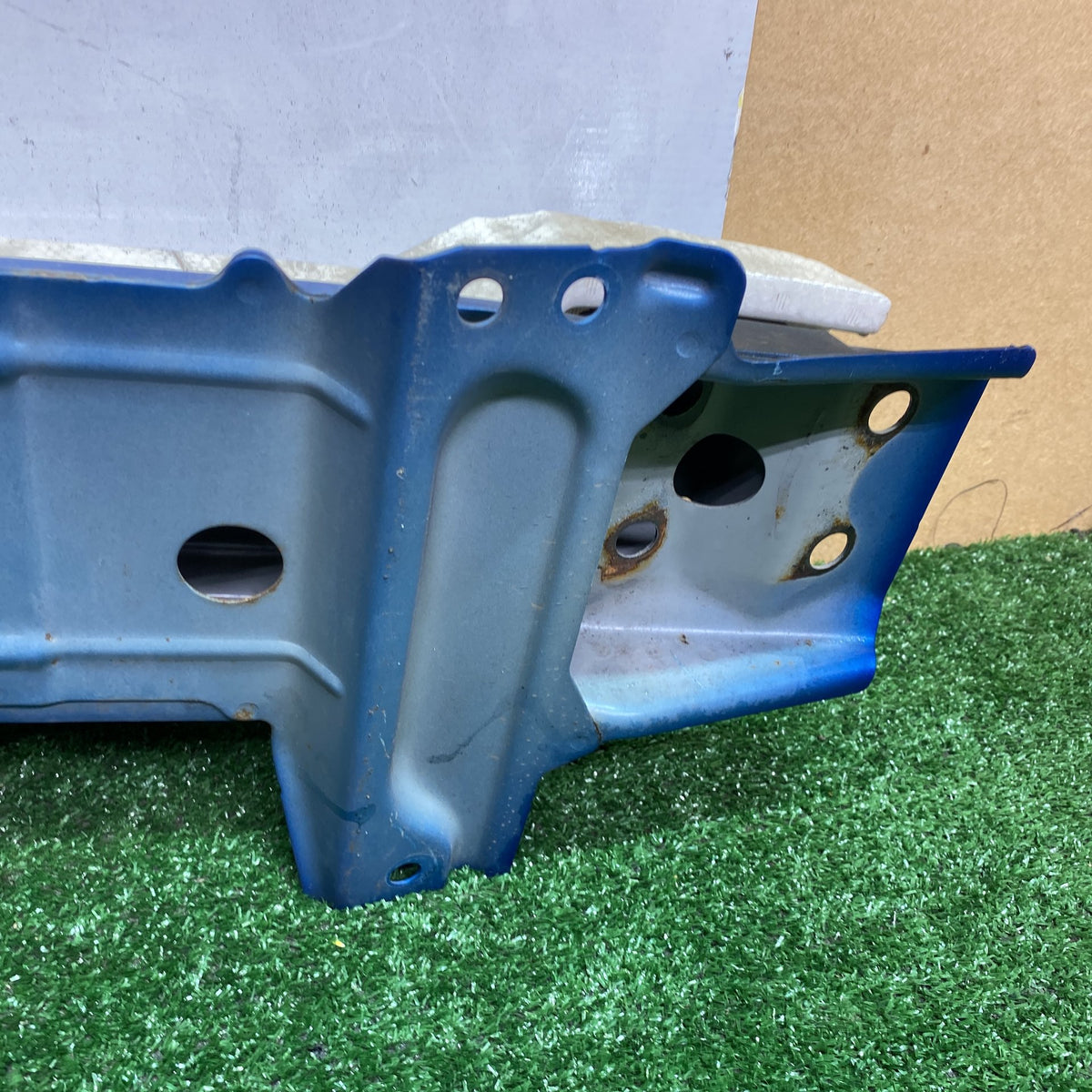 2009 Mazda Axela Front Bumper reinforcement BBR650070C/ Absorber Foam BBR650111
