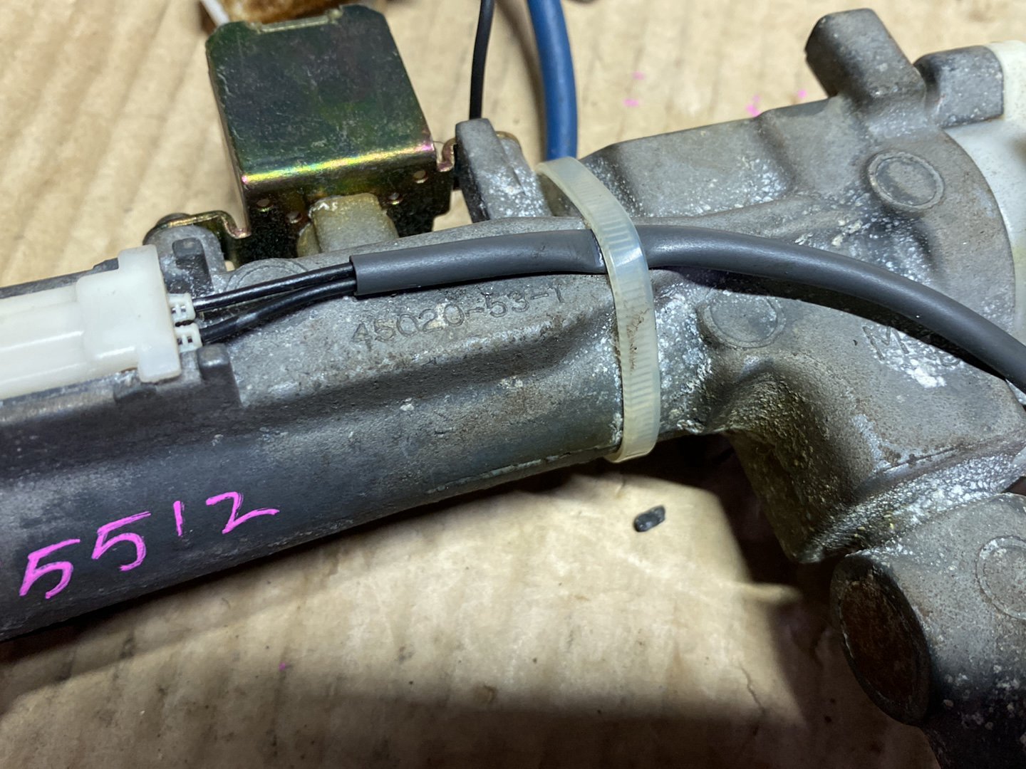 2002 Toyota Altezza - Ignition With Key PN: 45020-53-1