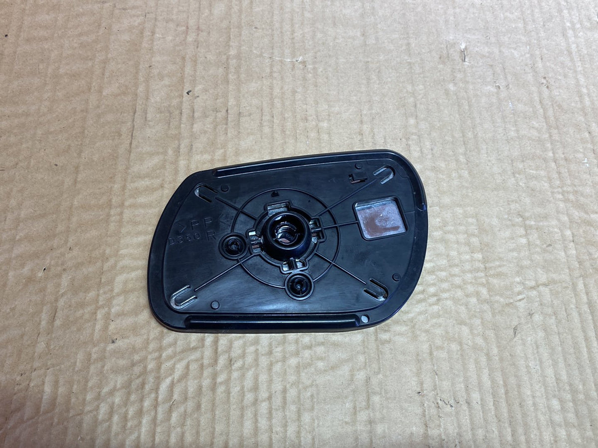 2004 Mazda Atenza GY3W - Right Door Mirror Glass