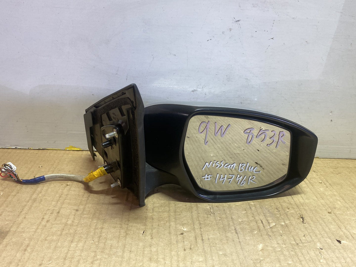 2015 Nissan Bluebird TB17 - Right Door Mirror PN: 9 wires