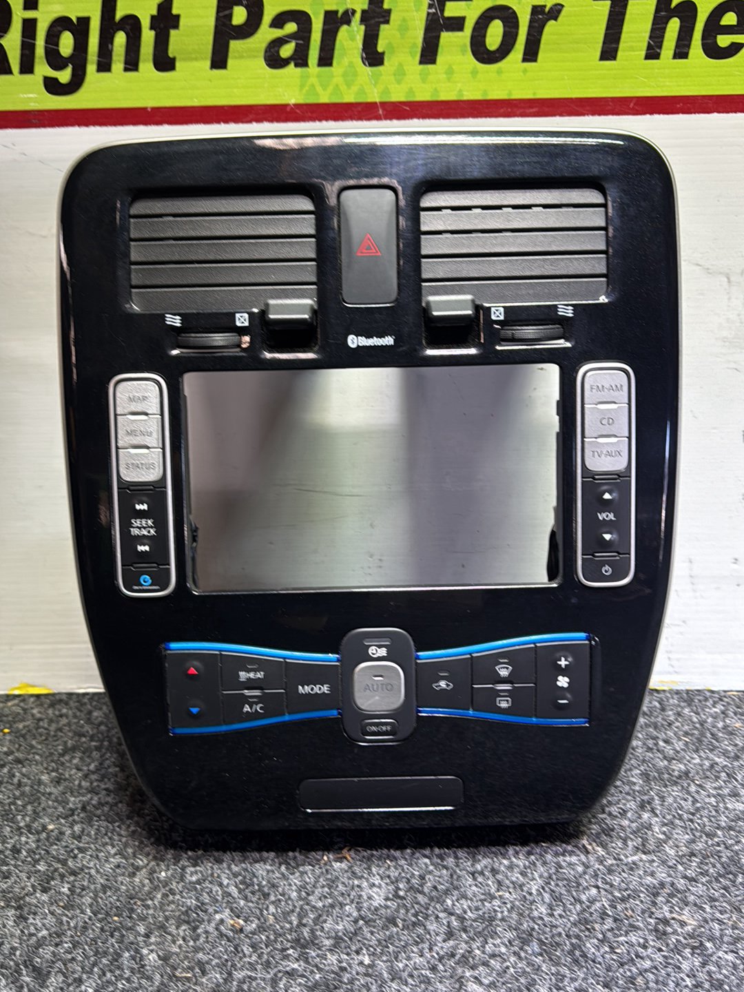 2012 Nissan Leaf - Dash Top Centre Panel