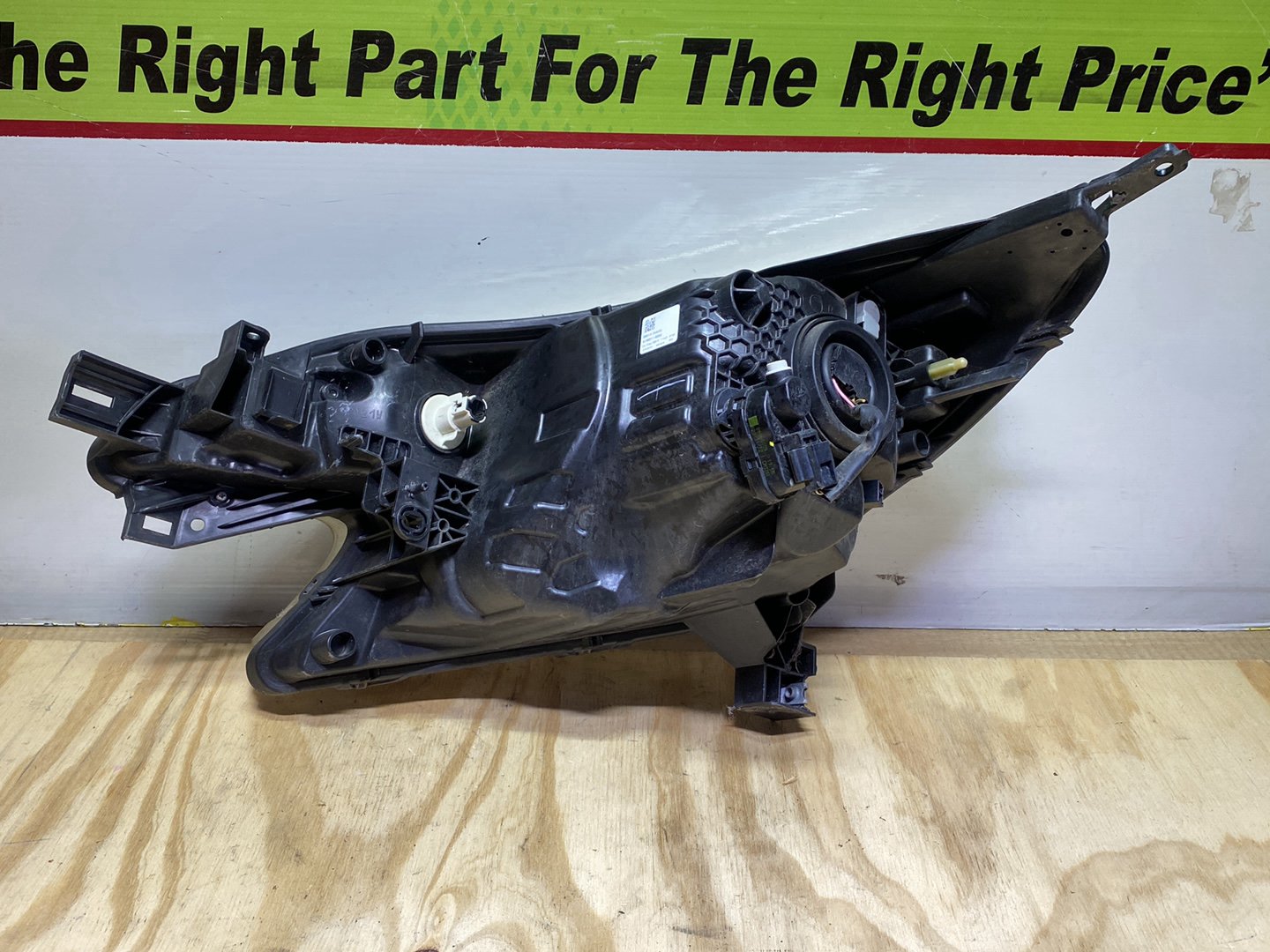 2013 Nissan Note E12 - Right Headlight PN: ICHIKOH 1868