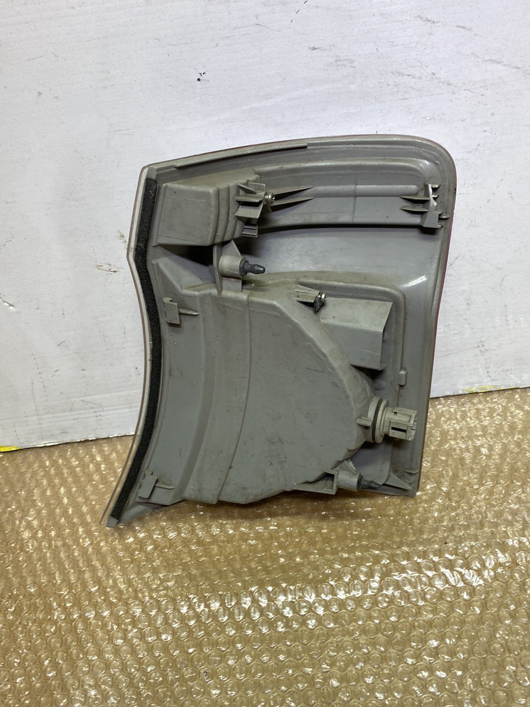 2010 Nissan Caravan - Right Indicator/Fog/Side PN: 210-24880