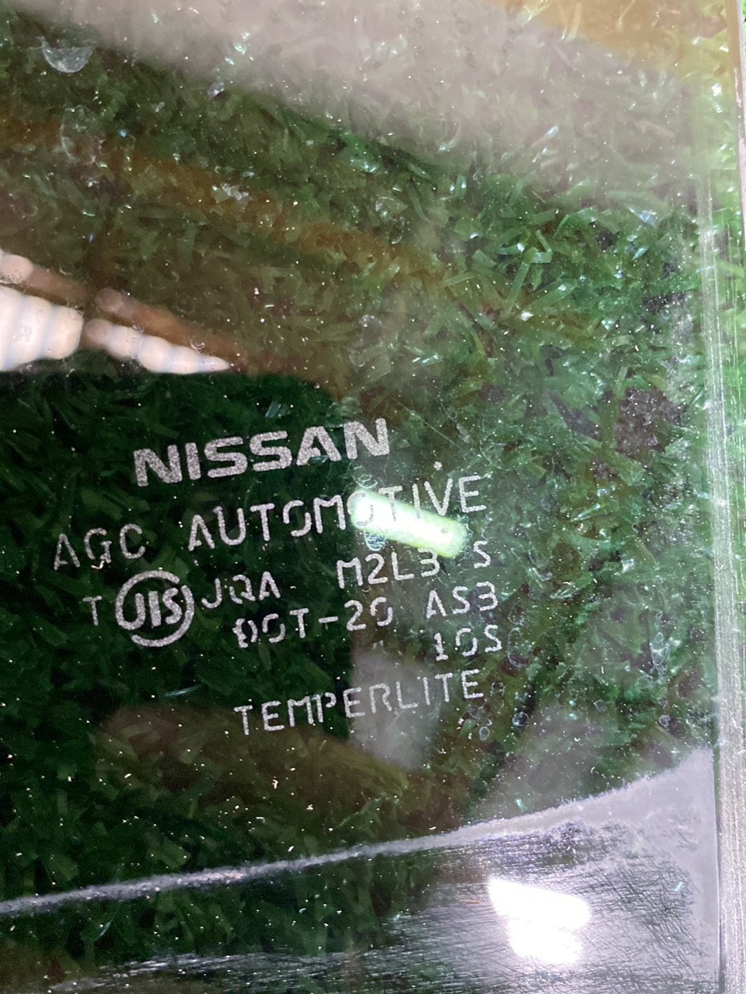 2010 Nissan March - Left Rear Door Glass PN: M2L3