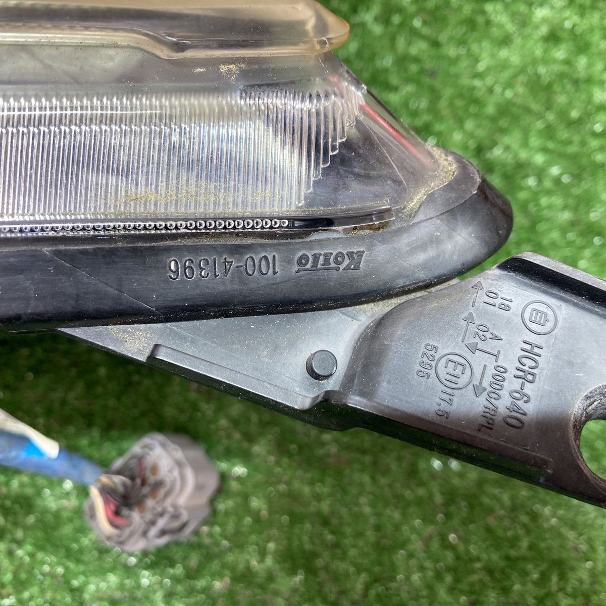 2010 Mazda Axela - Right Headlight LENS:KOITO 100-41396/PN:BDG851031F