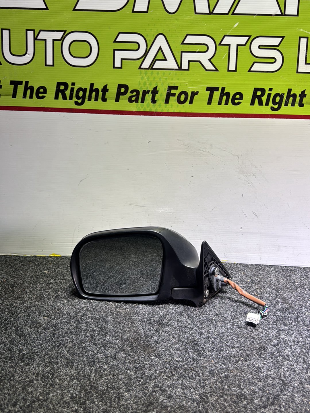 2006 Subaru Legacy - Left Door Mirror PN: 9 wires