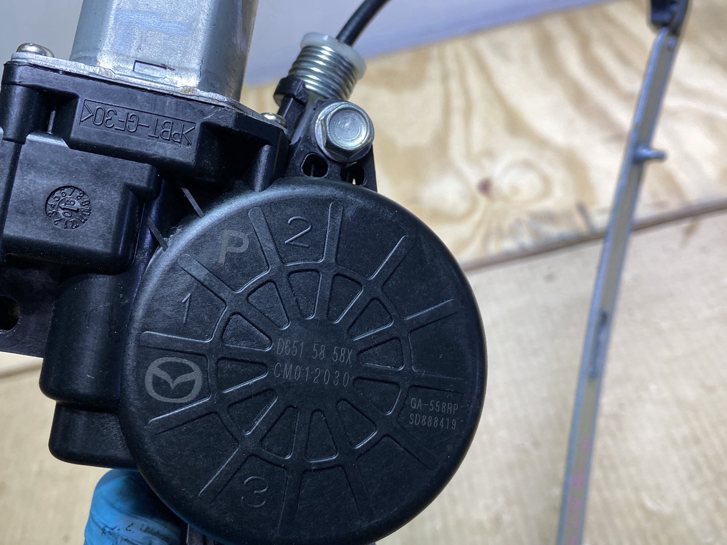 2008 Mazda Demio DE3FS - Right Front Window Regulator/Motor