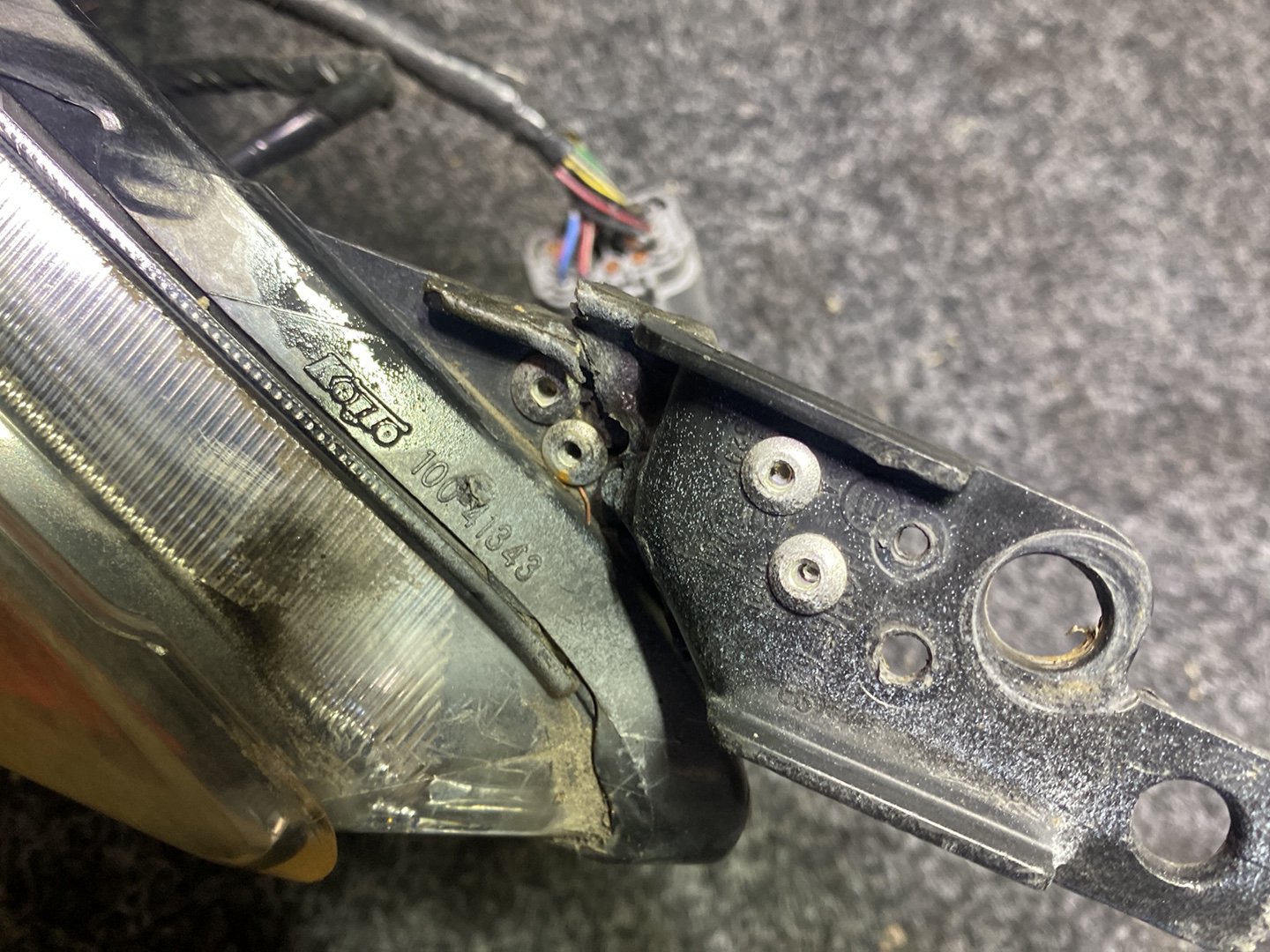 2012 Mazda Axela - Left Headlight PN: KOITO 100-41343