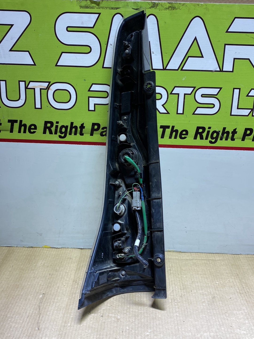 2014 Nissan Serena HFC26 - Right Taillight PN: Koito 220-23682