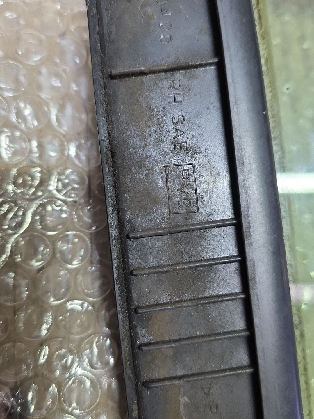 2006 Nissan Tiida- Right Rear Quarter Door Glass PN: