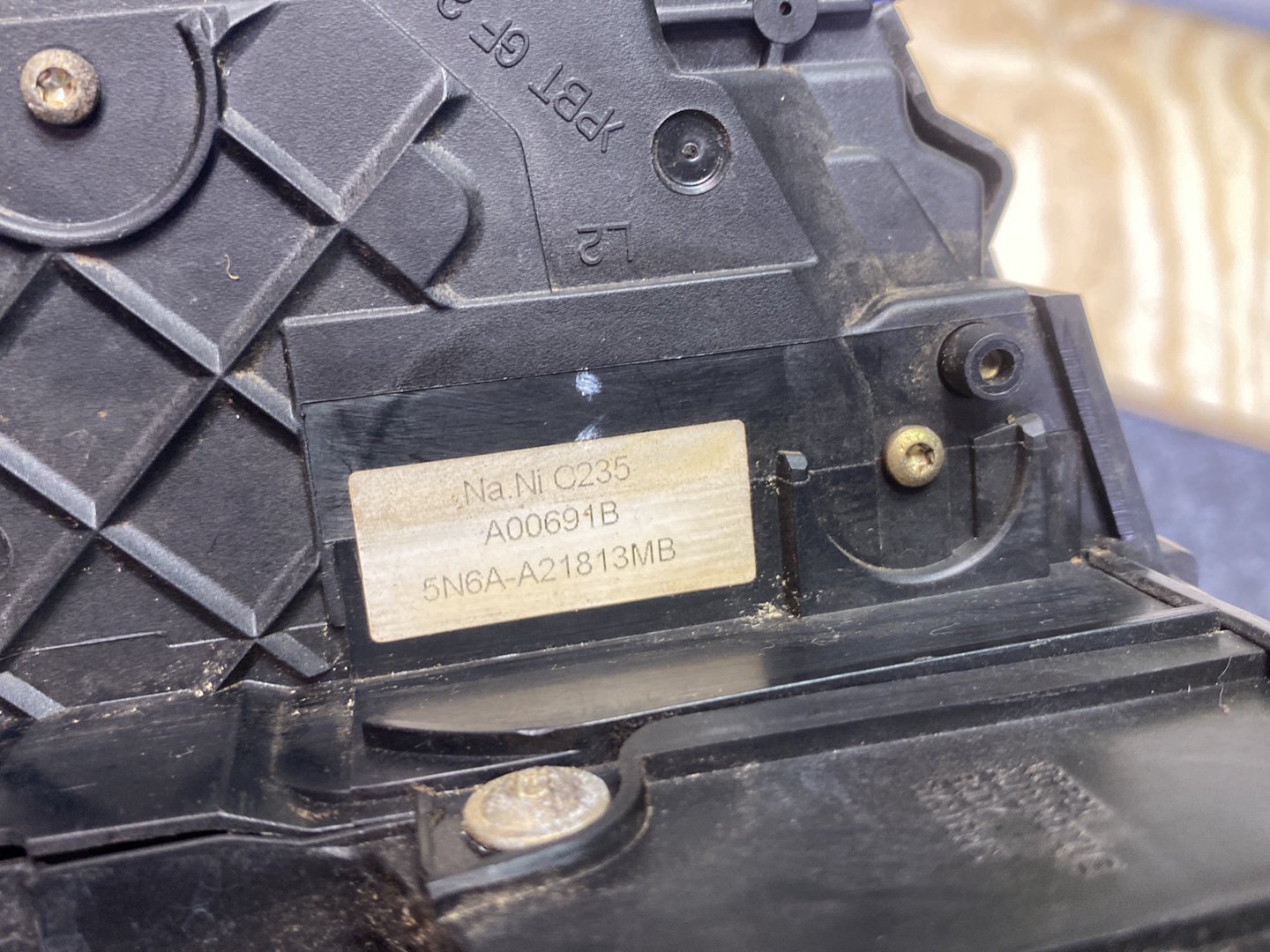2010 Mazda Premacy CREW - Left Front Lock Actuator