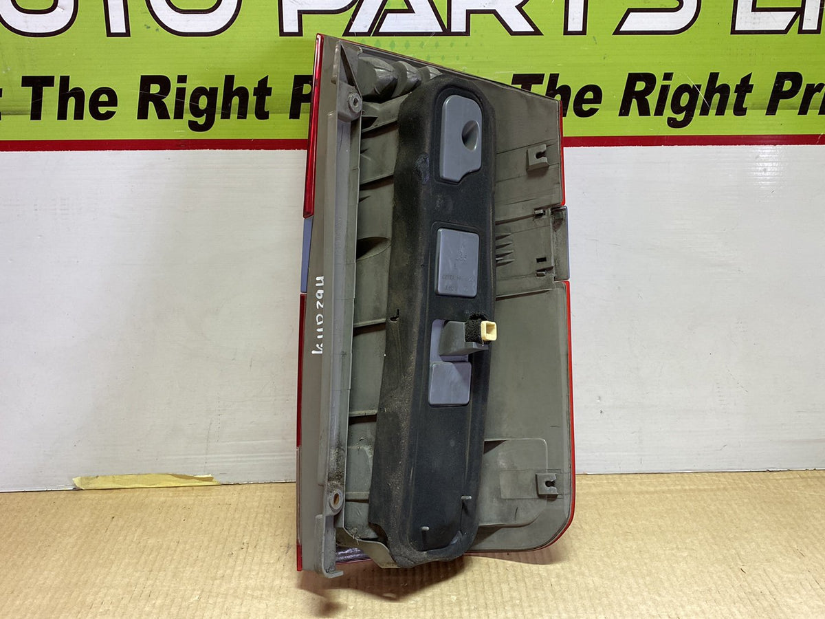 2006 Toyota Noah AZR60 - Left Taillight PN: ICHIKOH 28-184