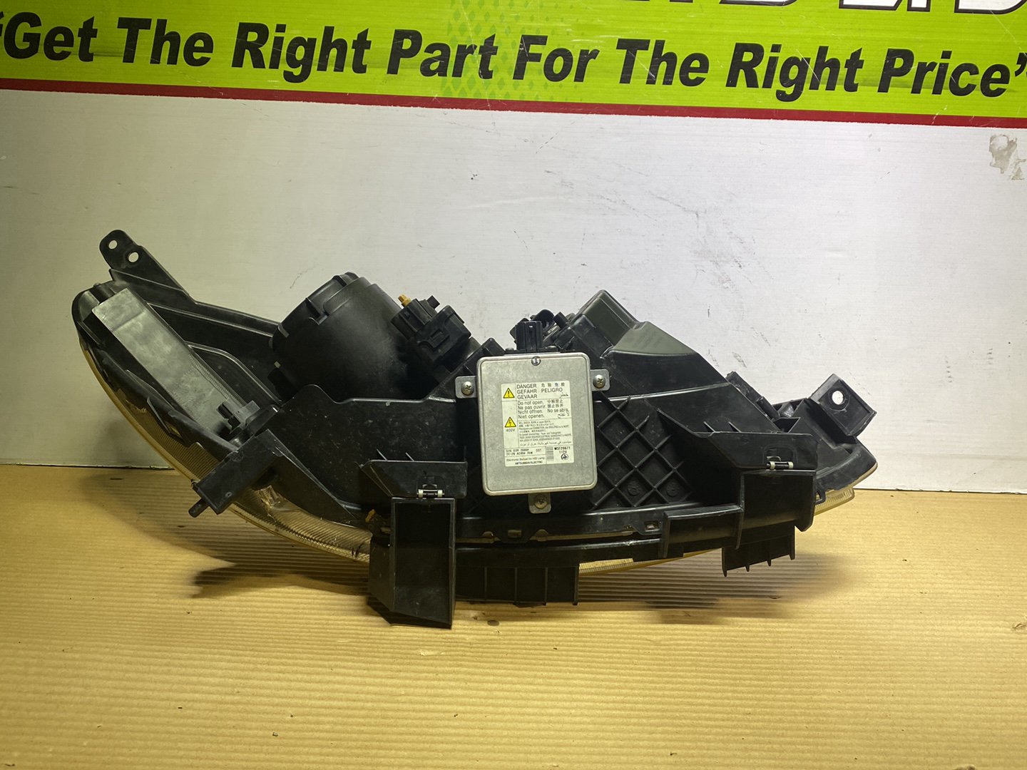 2011 Mazda Premacy CWEFW- Left Headlight PN: