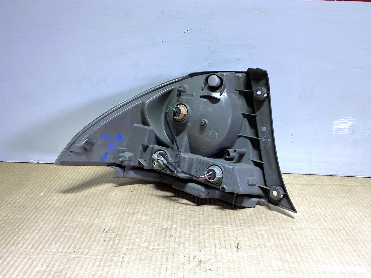 2001 Used Toyota Altezza - Right Taillight PN: Koito 53-5
