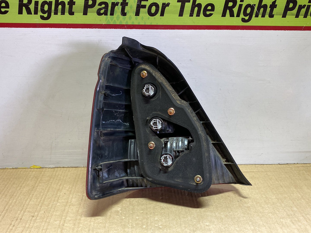 2002 Honda Odyssey RA6 - Right Taillight PN: P0711