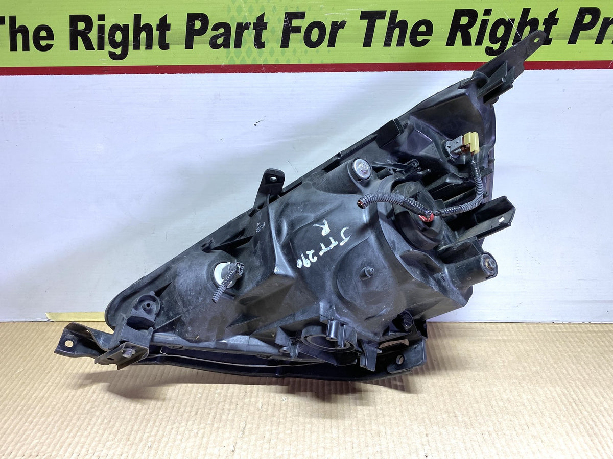 2005 Honda Fit - Right Headlight PN: P4944