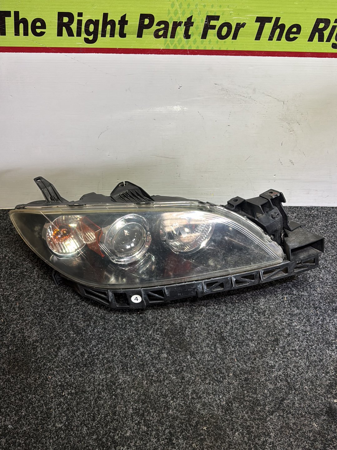 2006 Mazda Axela - Right Headlight Manual Adjust/ Non Hid/ Stanley P2690