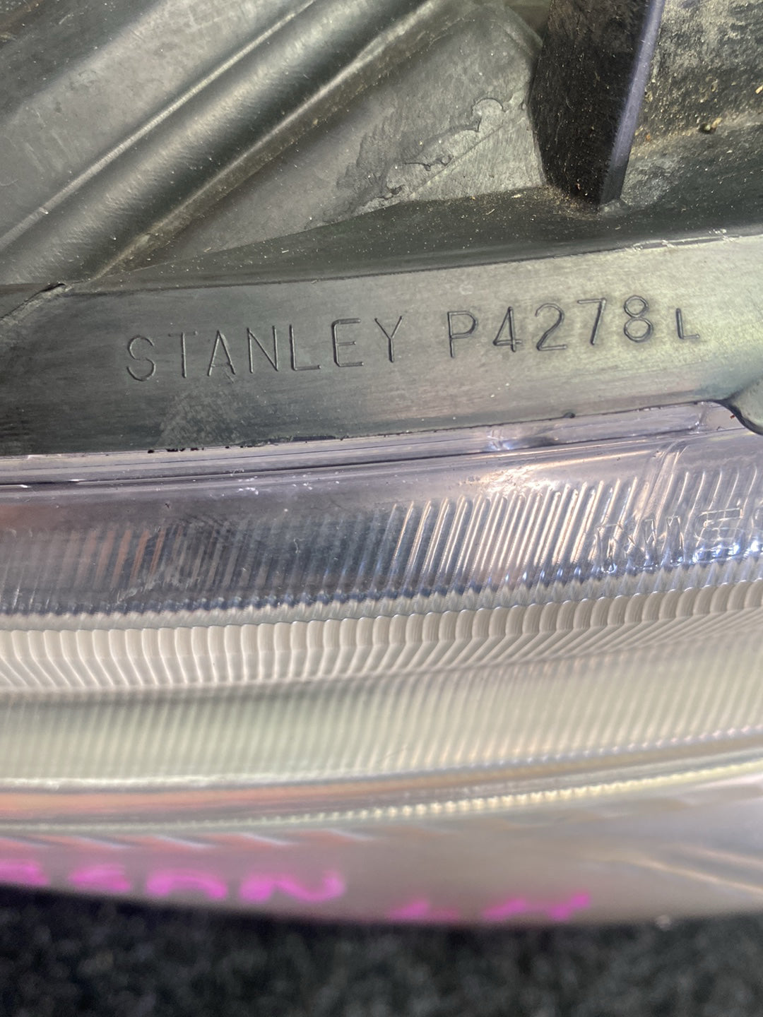 Nissan Tiida - Left Headlight PN: P4278