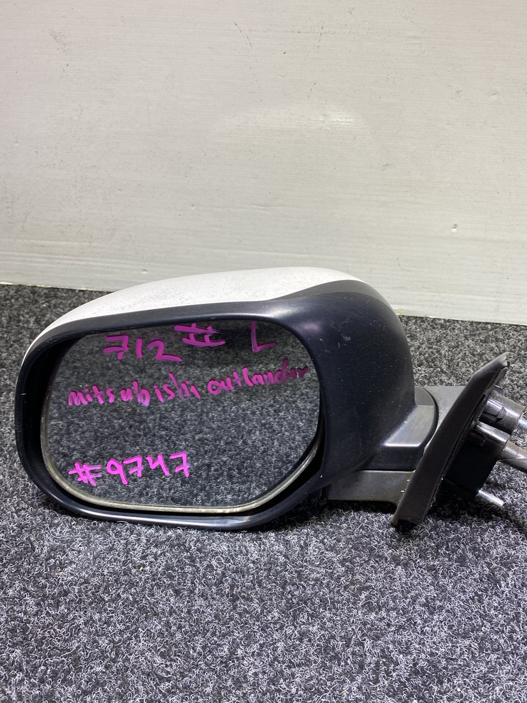 2007 Mitsubishi Outlander CW5W - Left Door Mirror