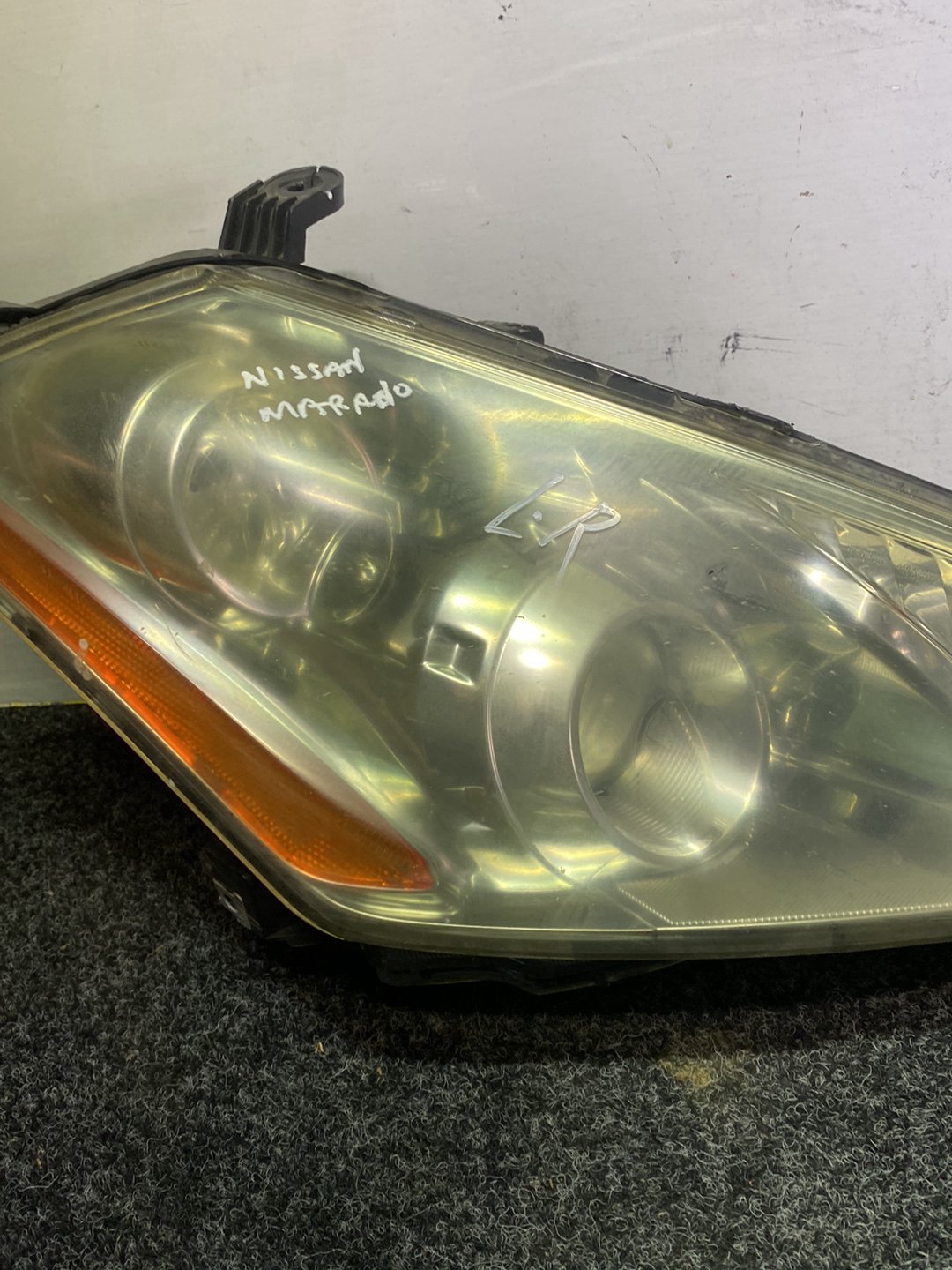 2006 Nissan Murano - Right Headlight PN: 100-63779