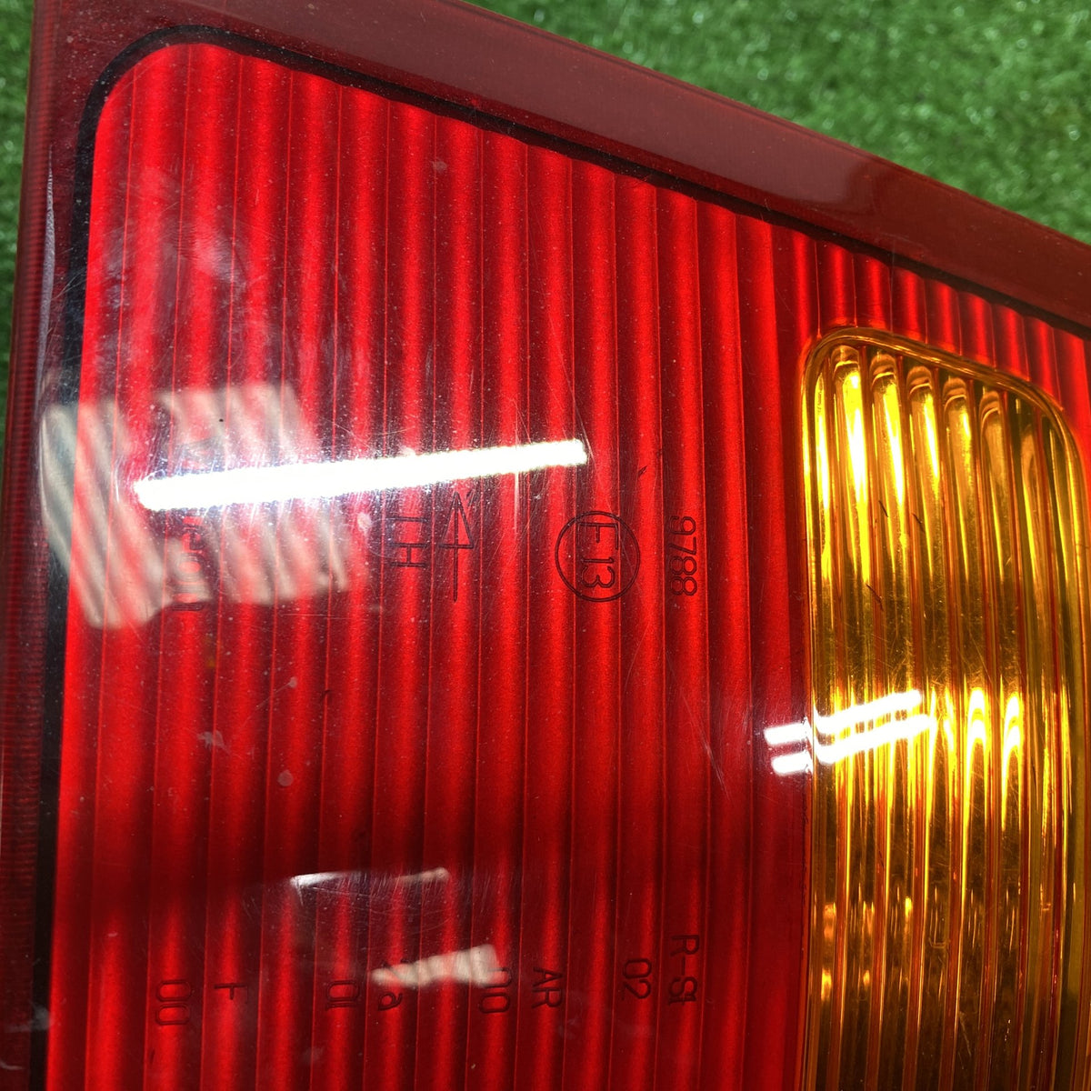 2004 Ford Explorer - Left Taillight PN: 1L2Z13404AA