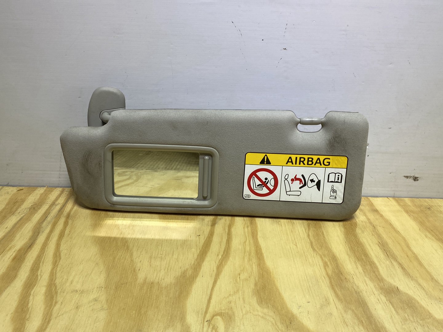 2014 Toyota Prius ZVW30 - Left Sun Visor