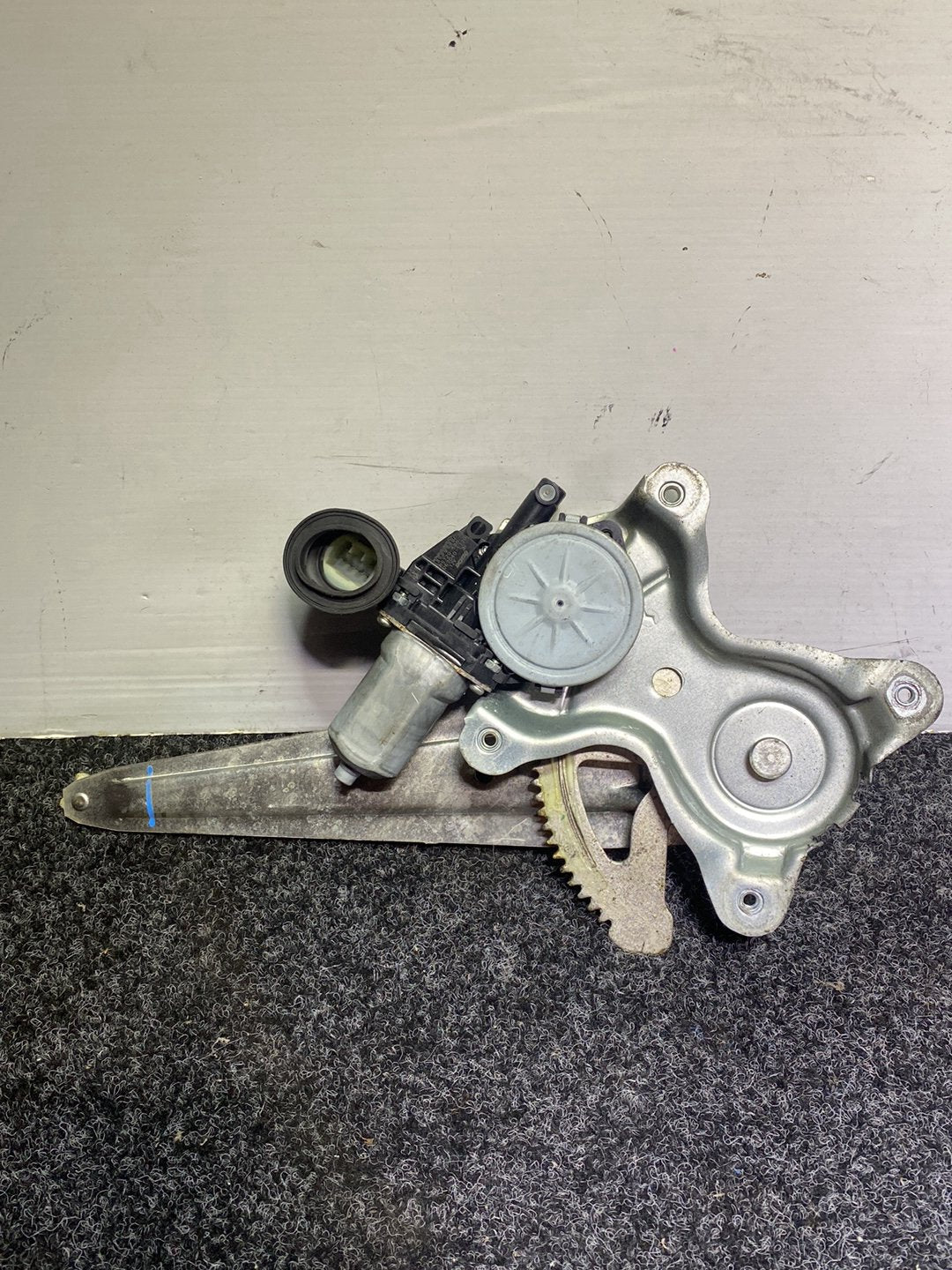 2006 Lexus IS250 - Right Rear Window Regulator/Motor