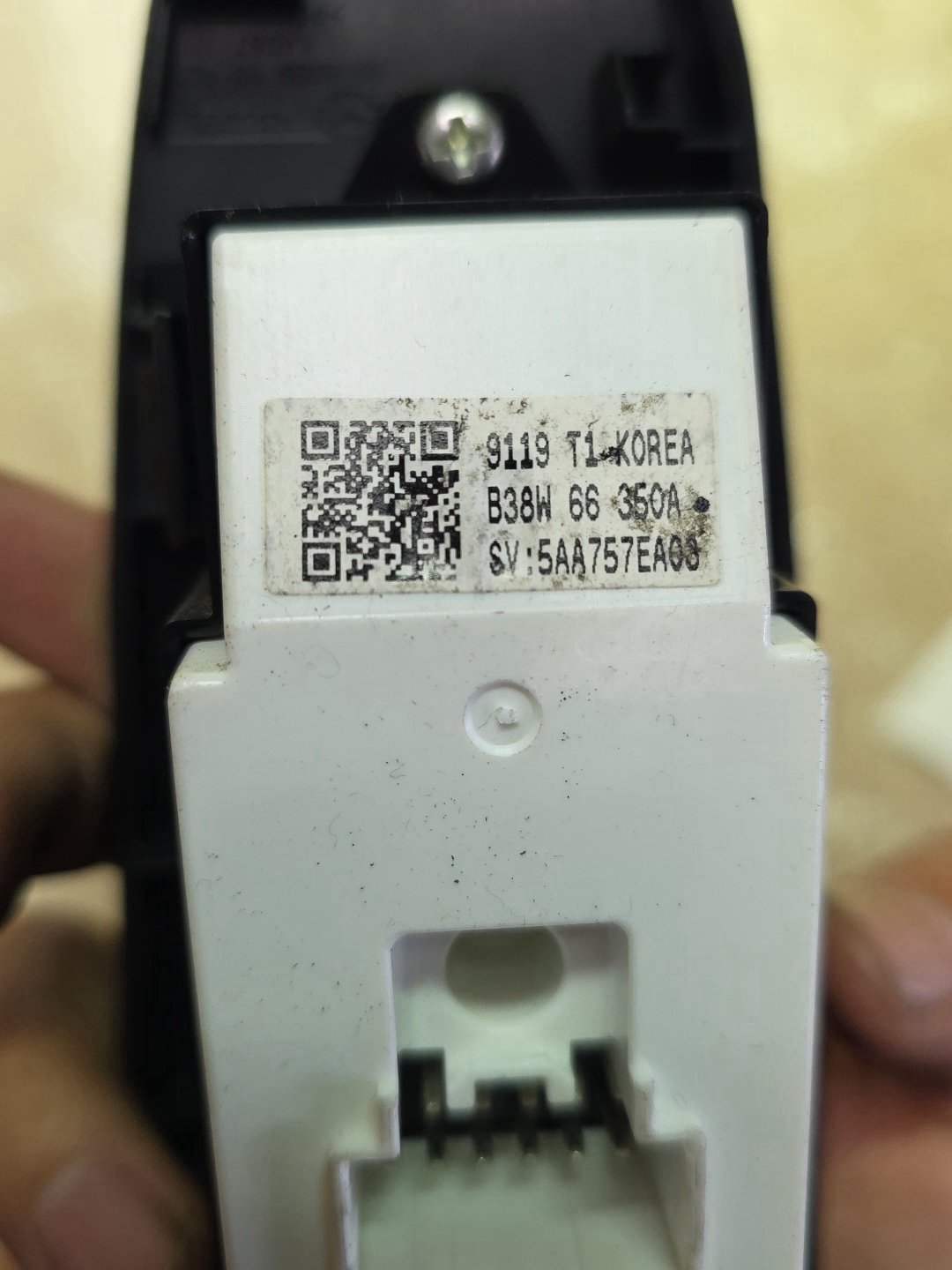 2009 Mazda Axela BL5FW - Master Power Window Switch PN: B38W66350A