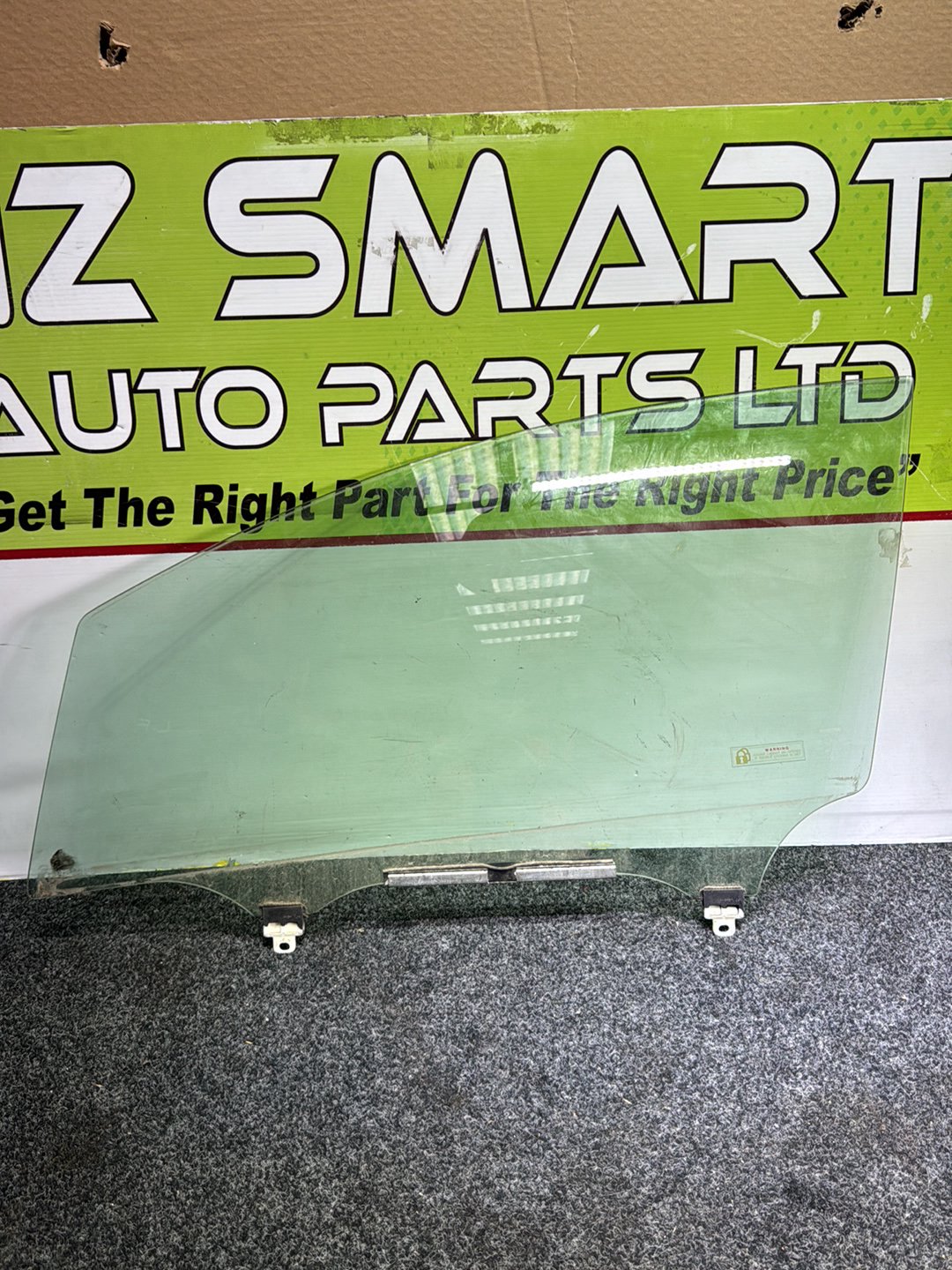 2009 Toyota Corolla - Left Front Door Glass PN: Tint Number M308