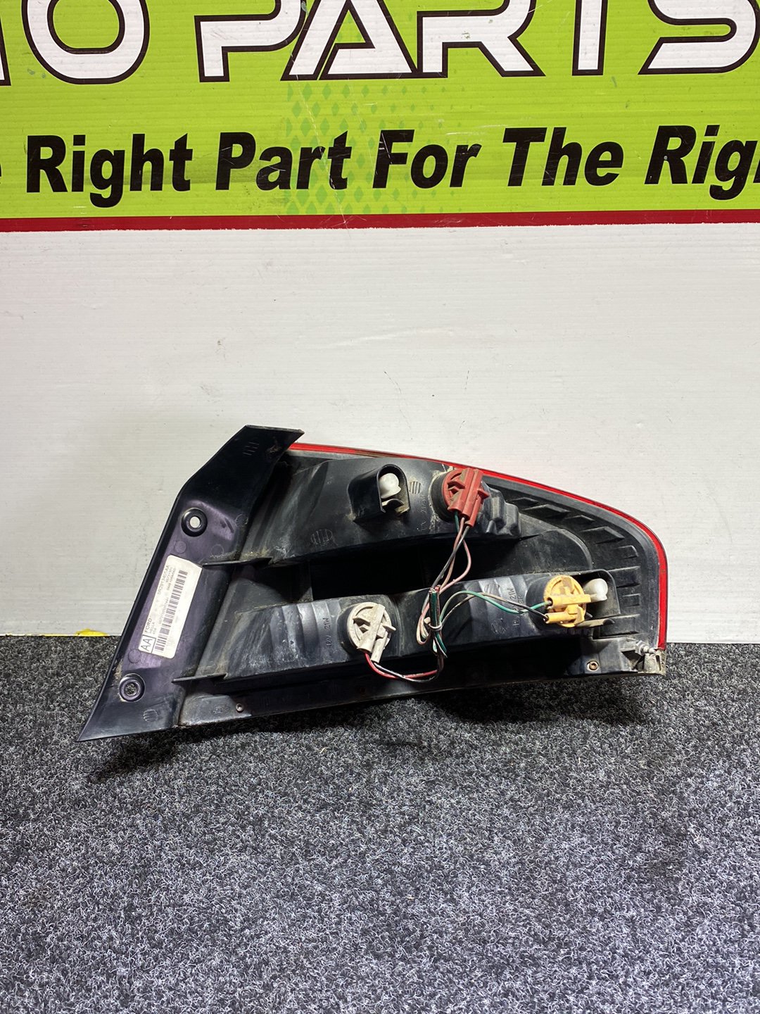 2008 Ford Falcon - Left Taillight PN: 957 377
