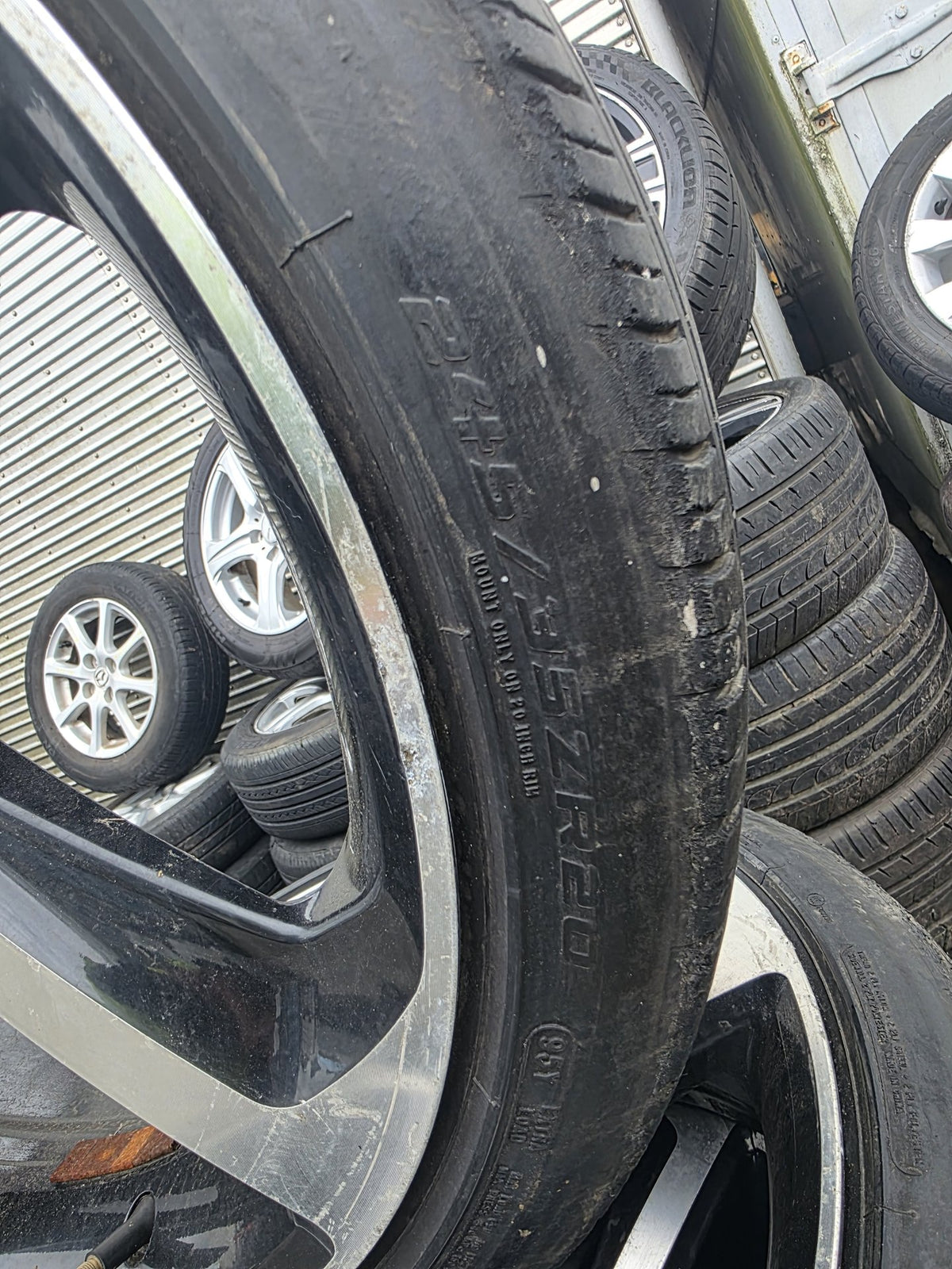 Mag Wheel Set 5x114.3 Stud Pattern/ Wheel Size: 20x9 JJ/ Offset: 35