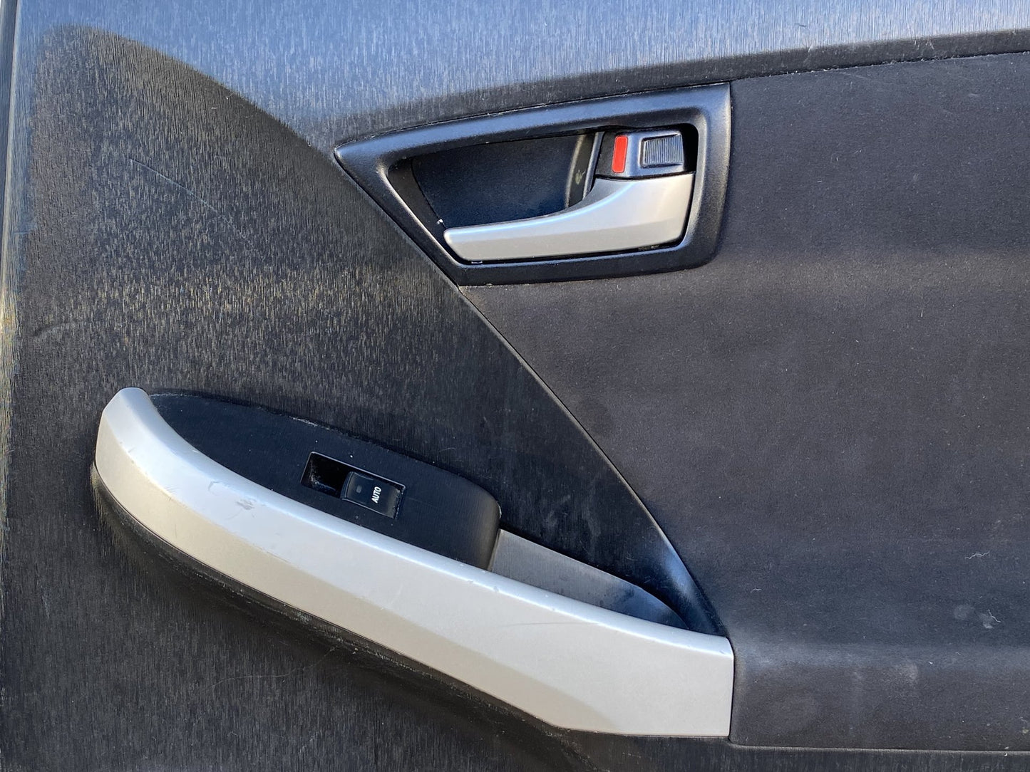 2015 Toyota Prius ZVW30 - Right Rear Door