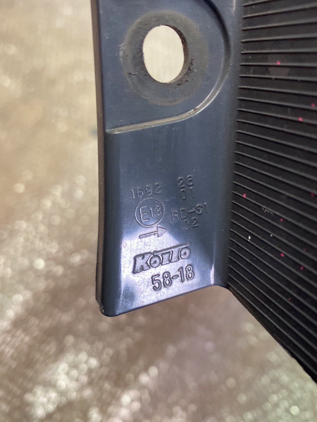 2005 Used Toyota Alphard- Right Taillight PN: 8155158050