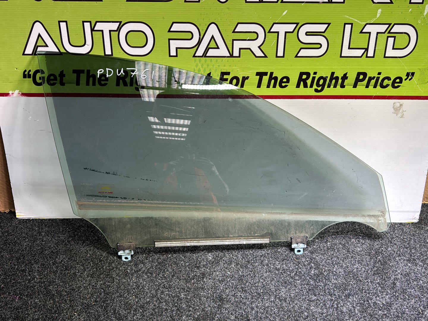 2006 Lexus IS250 - Right Front Door Glass PN: Tint Number M508