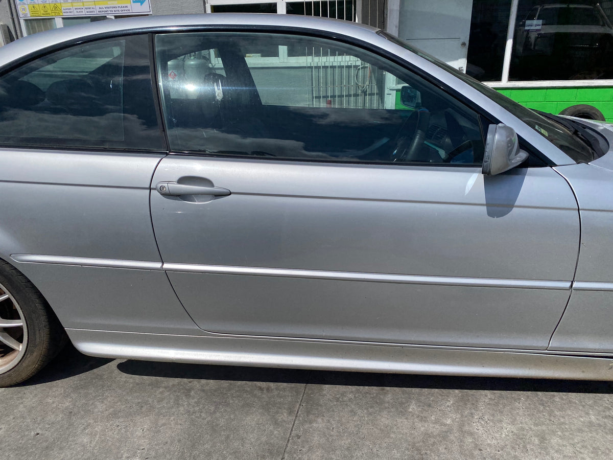 2003 BMW 330i- Dismantling For Parts