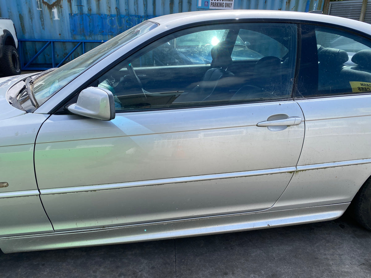 2003 BMW 330i- Dismantling For Parts