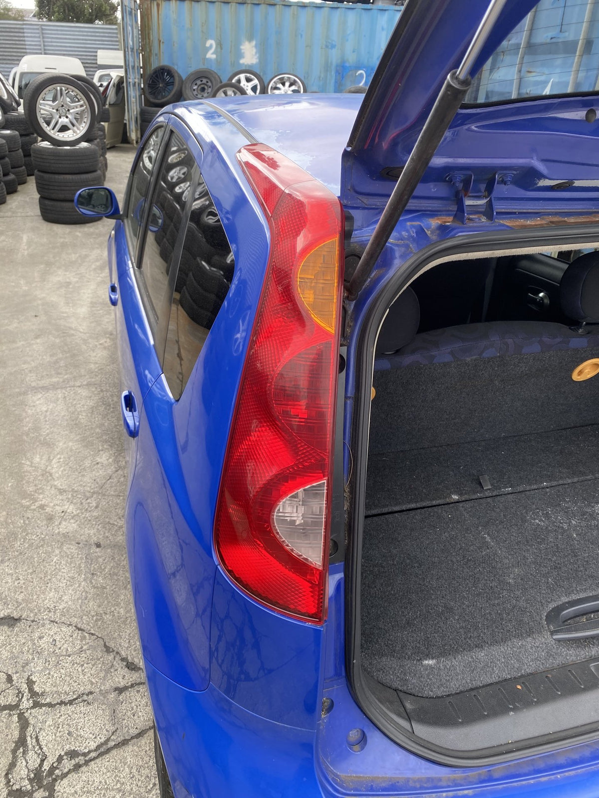 2005 Nissan Note E11 Dismantling For Parts