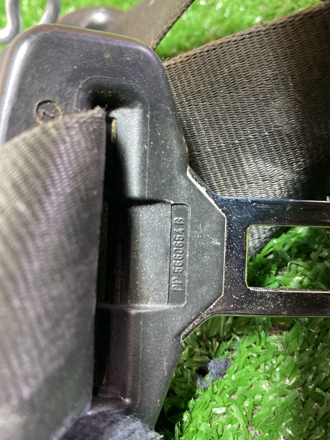 May 2011 to Aug 2015 - Ford Focus LW - Right Front Seat Belt