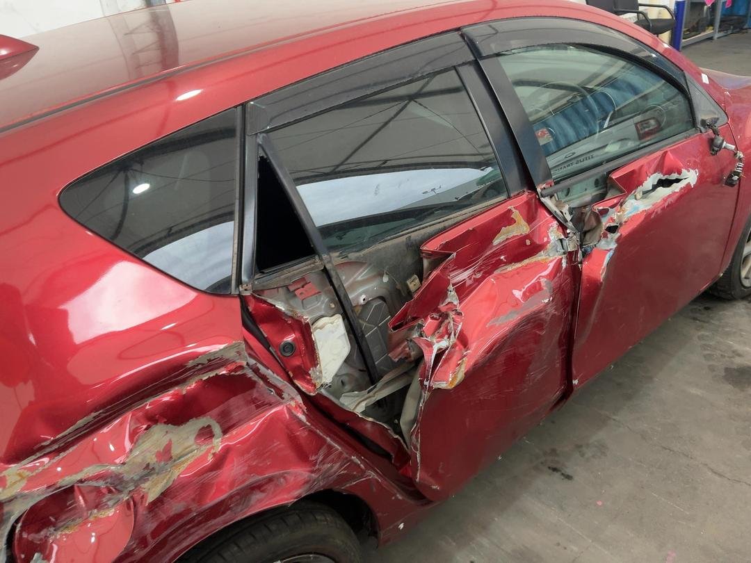 2013 Mazda Axela BLFFW  Dismantling For Parts