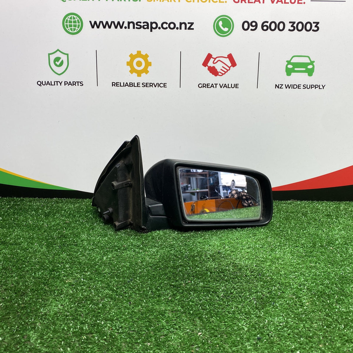 2003 Holden Commodore - Right Door Mirror PN: 3 Pins