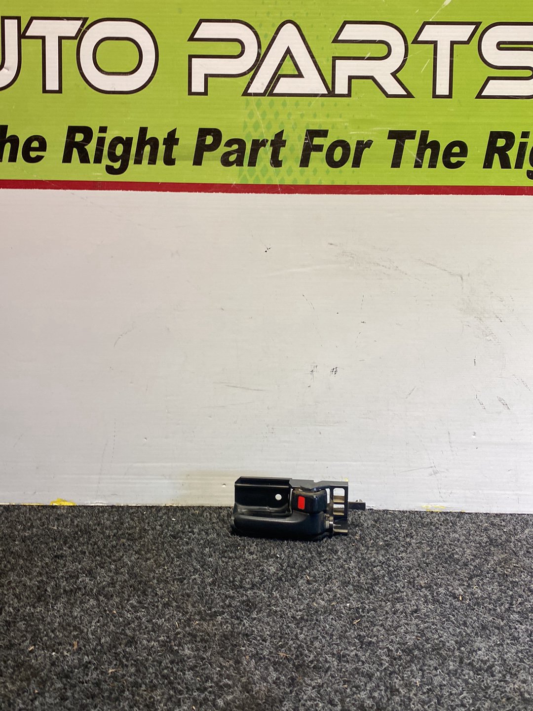2013 Toyota Hiace - Right Front Door Interior Handle