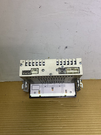 2013 Nissan Qashqai- Stereo Head Unit PN: