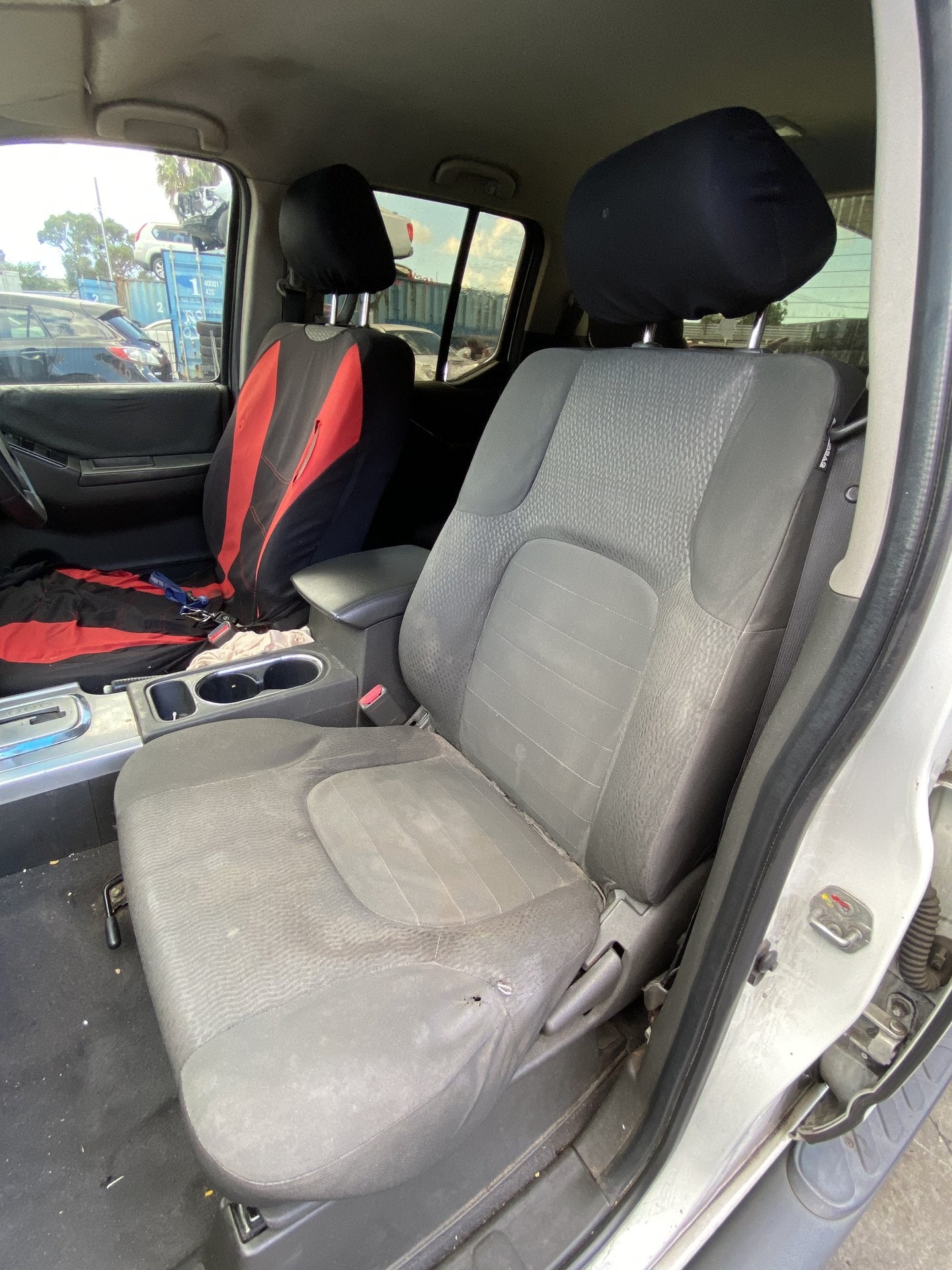 2010 Nissan Navara ST-X Dismantling For Parts