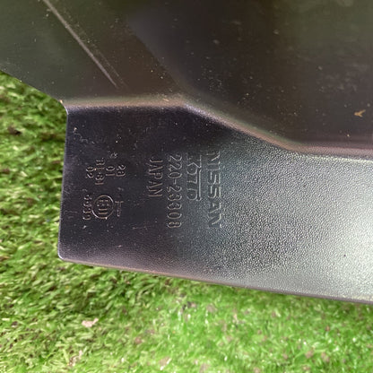 2011 Nissan X-Trail - Left Taillight PN: KOITO 220-23308