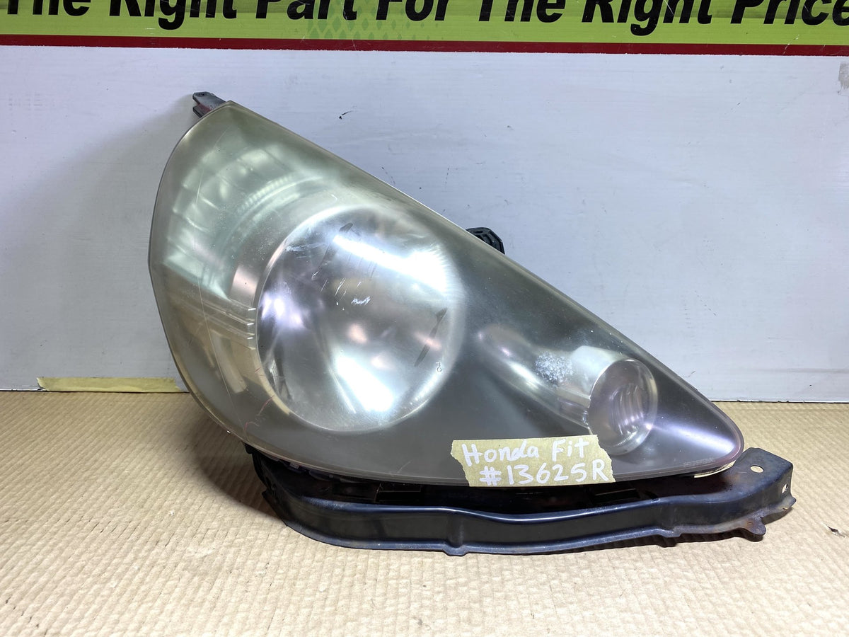 2005 Honda Fit - Right Headlight PN: P4944